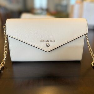Michael Kors White Saffiano Leather Envelope Crossbody Chain Bag.  Used once